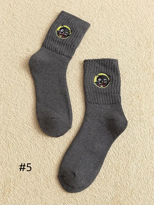 Cute Kitty Embroidered Calf Socks