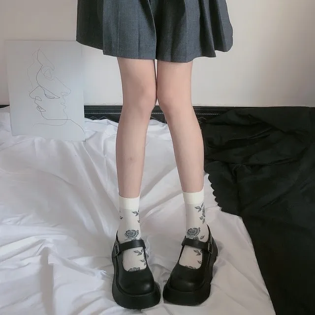 Lolita Roses Black Knee Long Socks