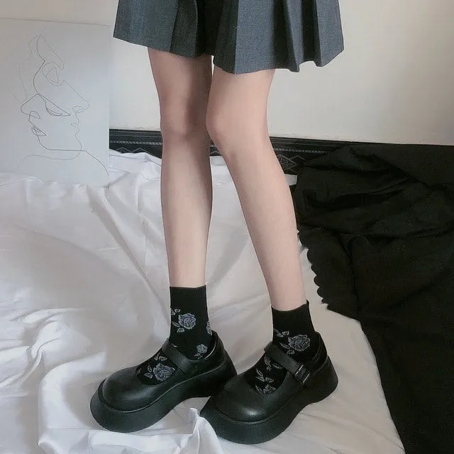Lolita Roses Black Knee Long Socks