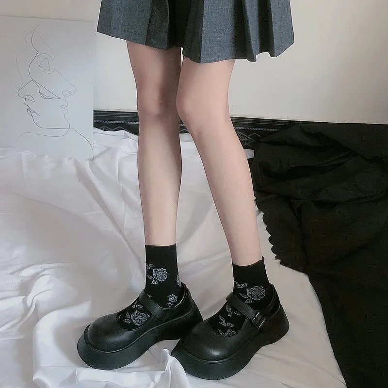 Lolita Roses Black Knee Long Socks