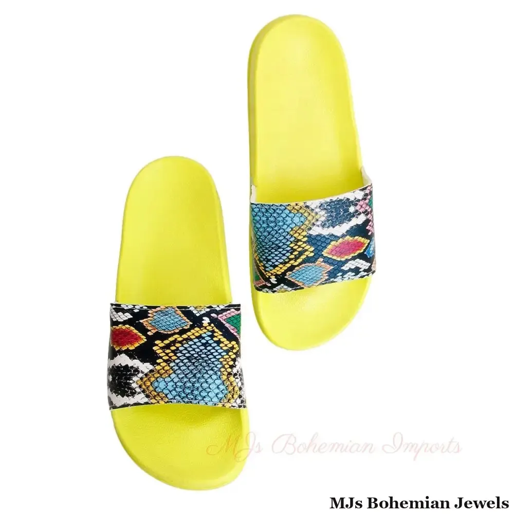 Size 7 Yellow Snake Print Slides